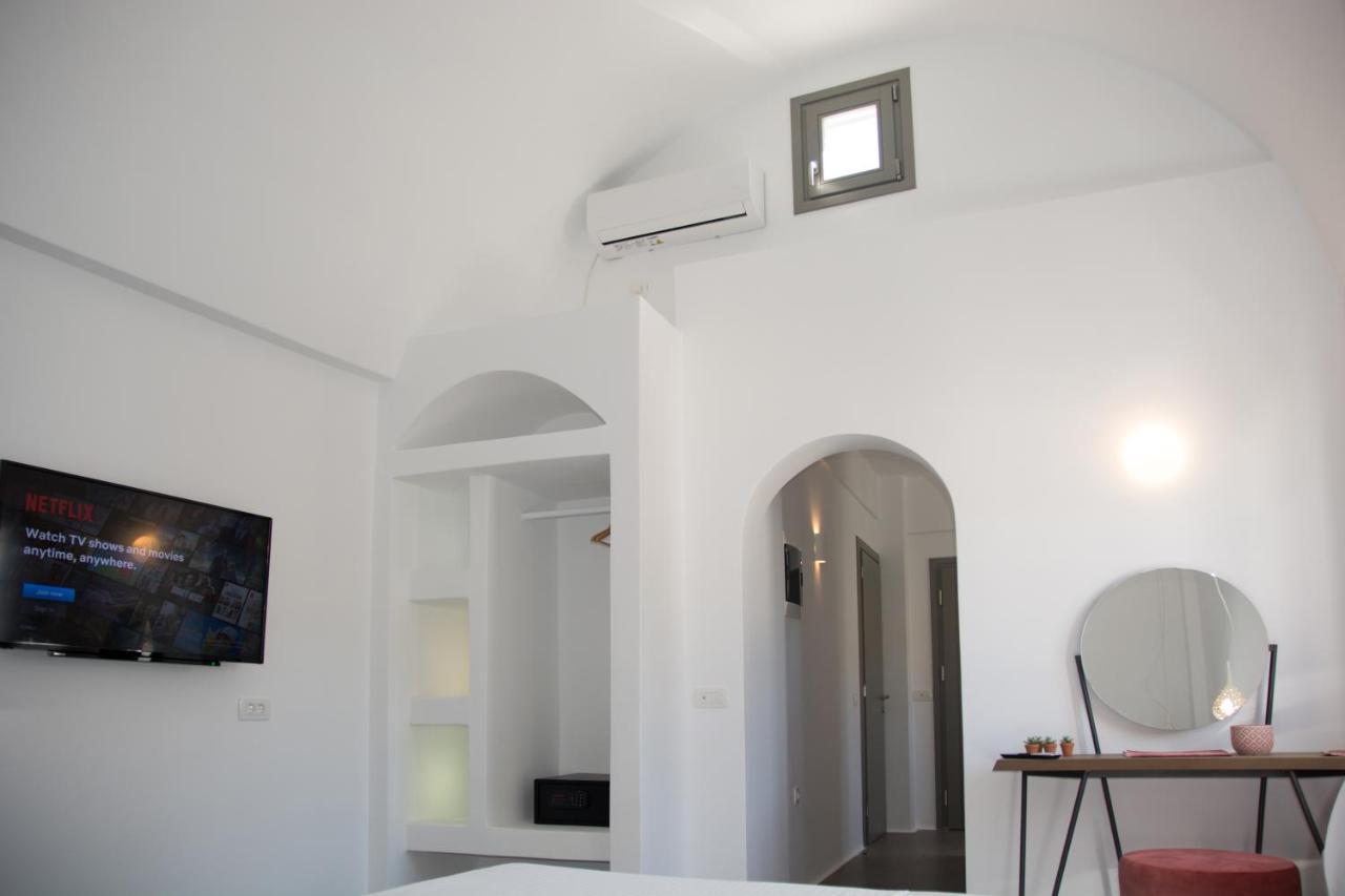 Amphitrite Santorini Vóthon
