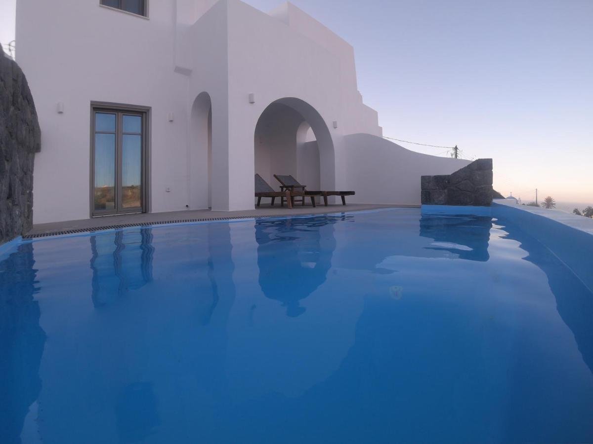 Aparthotel Amphitrite Santorini 3*