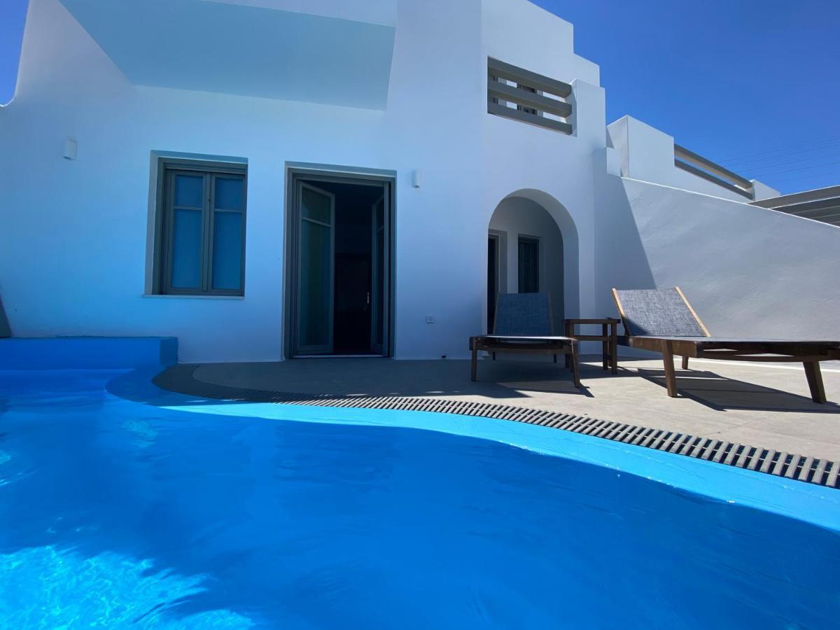 Amphitrite Santorini Aparthotel