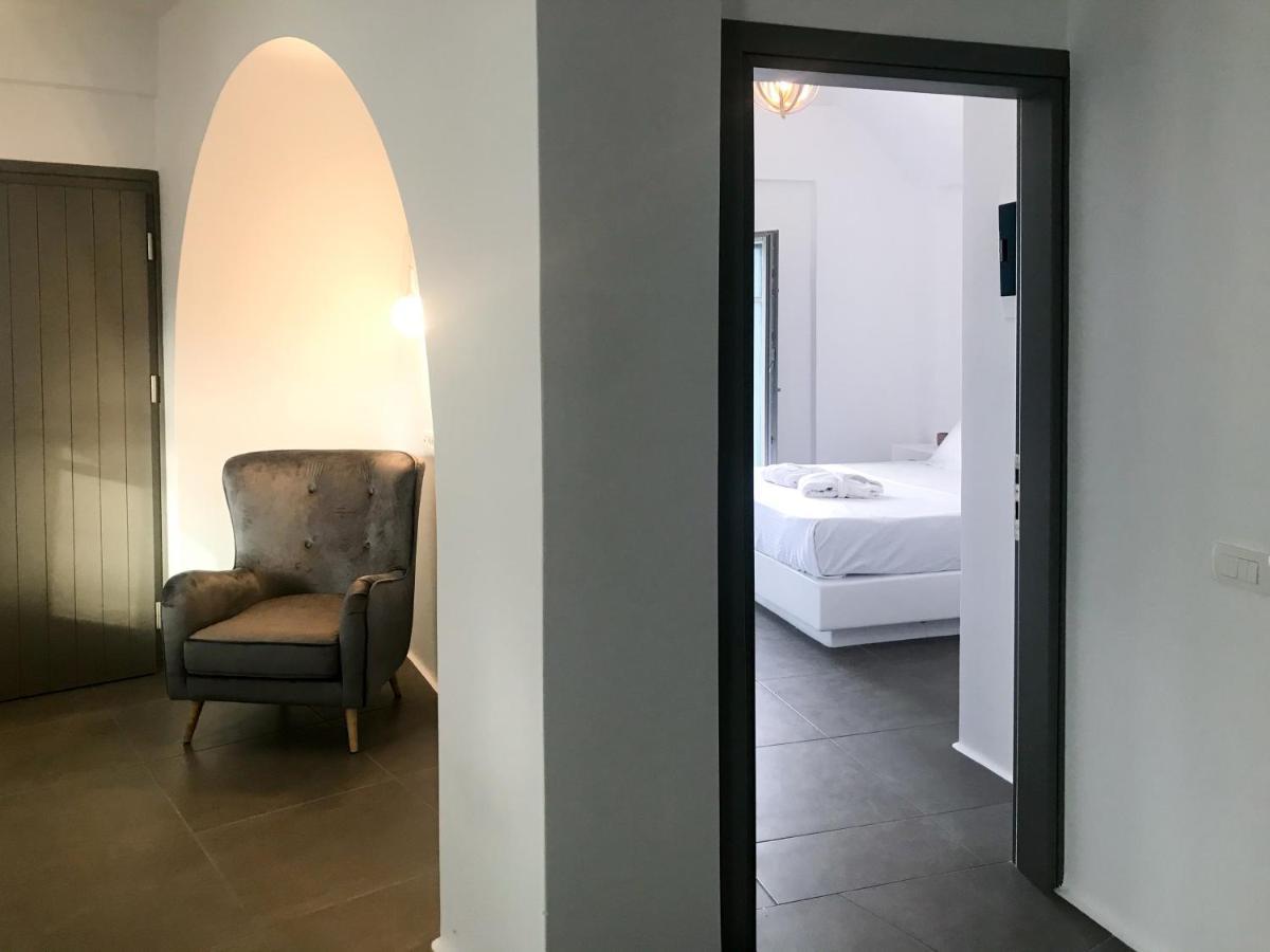 Aparthotel Amphitrite Santorini Vóthon