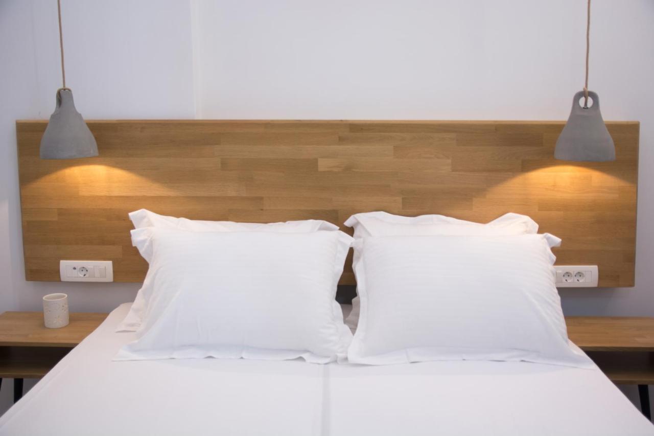 Amphitrite Santorini Aparthotel 3*